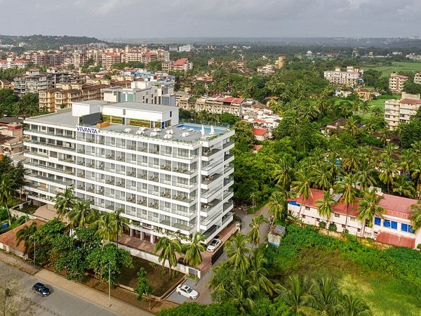 Hotel Vivanta Miramar Netorli Escorts Service